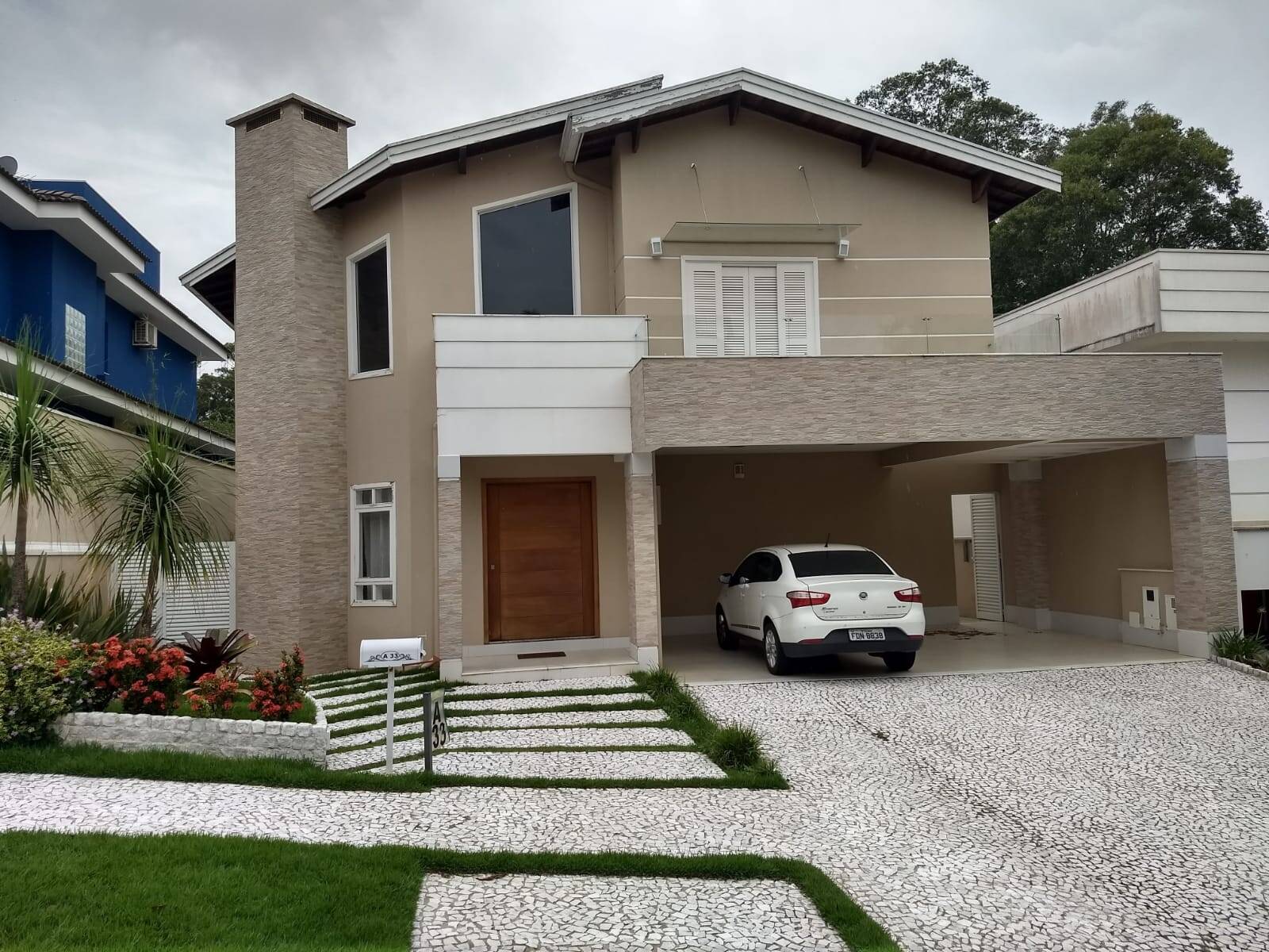 #240 - Casa para Venda em Valinhos - SP